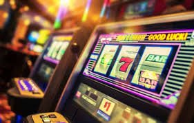 Layar beranda lambo69 dengan berbagai permainan sportsbook dan casino online untuk pengguna mobile di Indonesia
